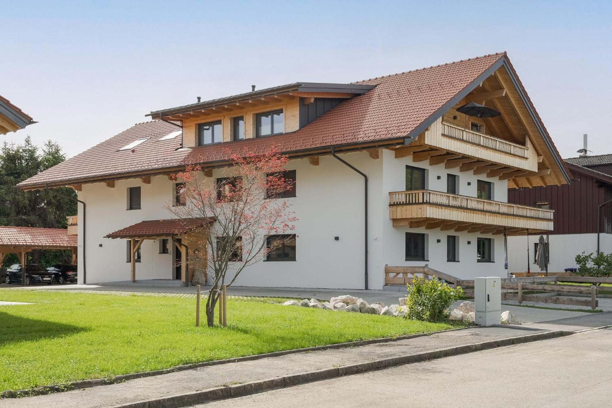 Fenjoy: Ferienapartment Mit Bergblick / Balkon / Bbq Bernau am Chiemsee Luaran gambar