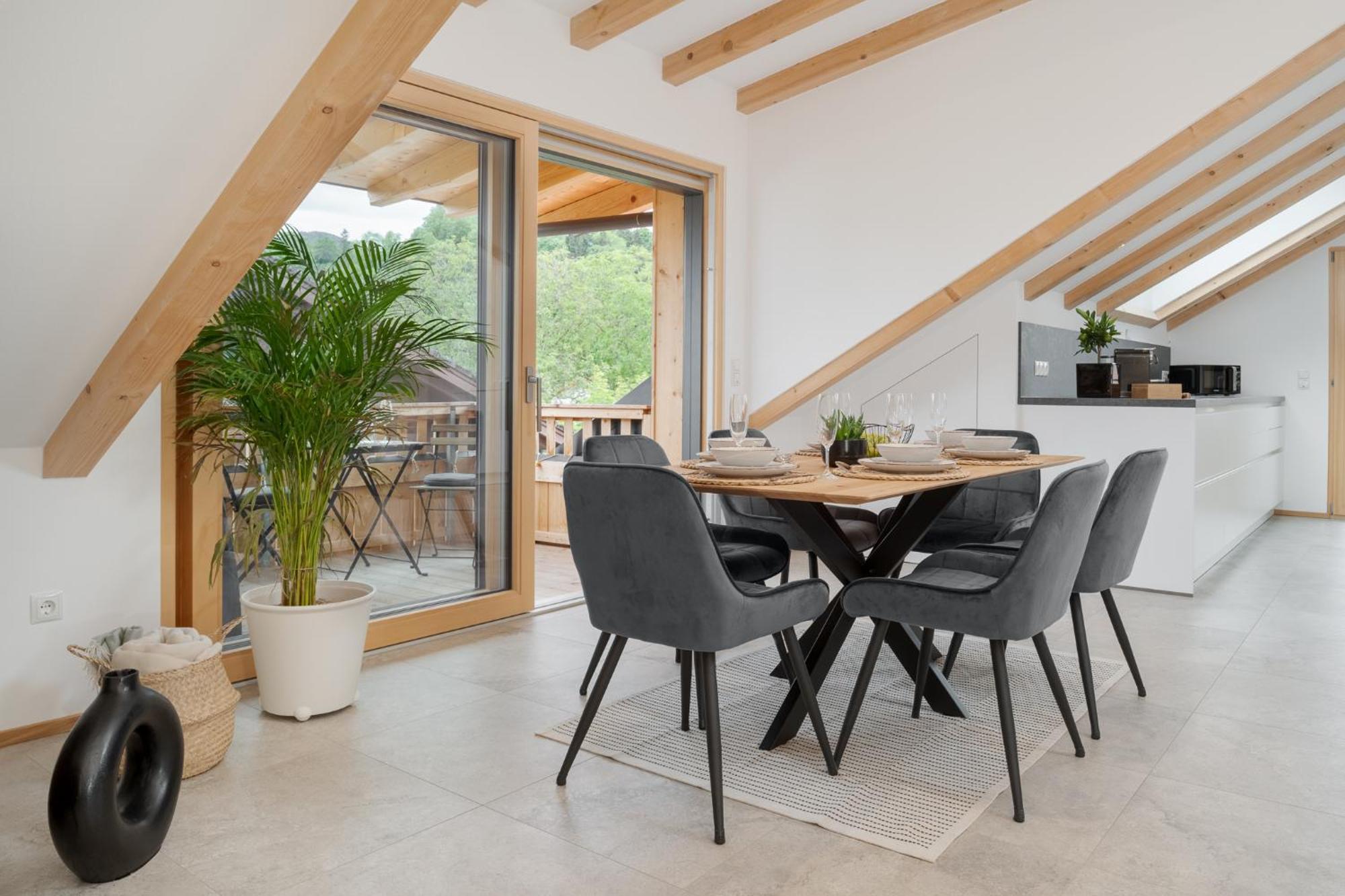Fenjoy: Ferienapartment Mit Bergblick / Balkon / Bbq Bernau am Chiemsee Luaran gambar