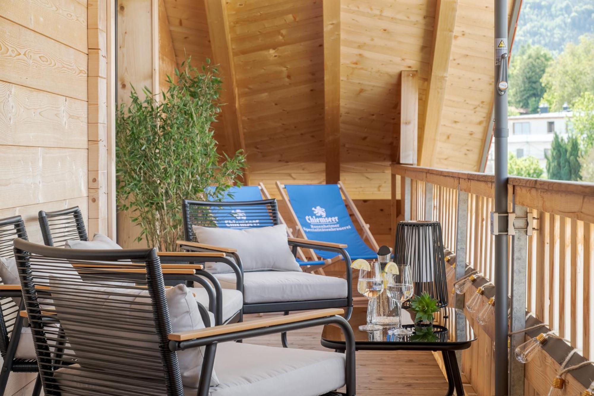 Fenjoy: Ferienapartment Mit Bergblick / Balkon / Bbq Bernau am Chiemsee Luaran gambar